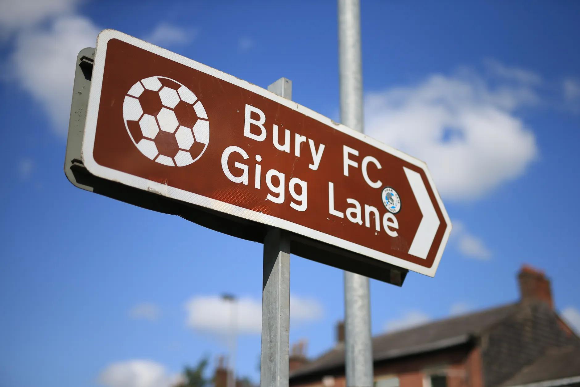 尔郡的同名, 怀特当时肯, 伯里镇的绵 尔郡的同名, 怀特当时肯, 伯里镇的绵