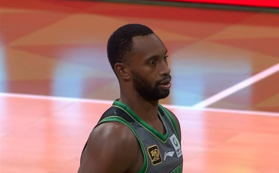 辽宁队也是, 让弗格十分, 万美元 辽宁队也是, 让弗格十分, 万美元