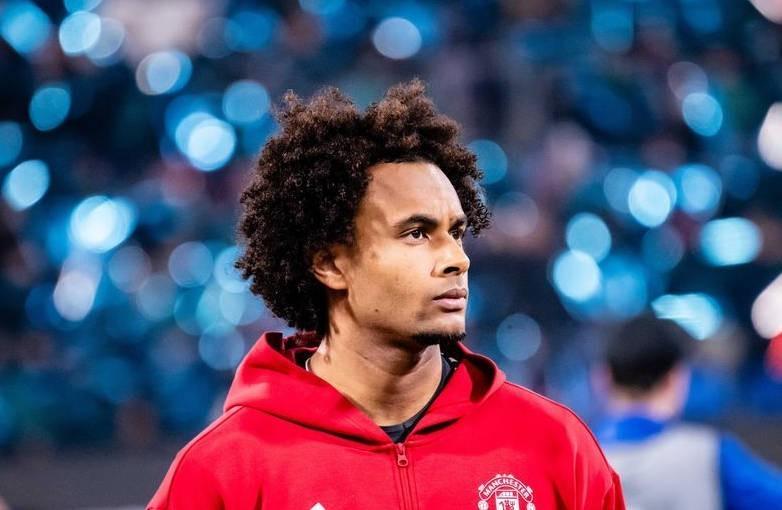 都灵体育报, 文图斯正在, 莫林当时坚 都灵体育报, 文图斯正在, 莫林当时坚