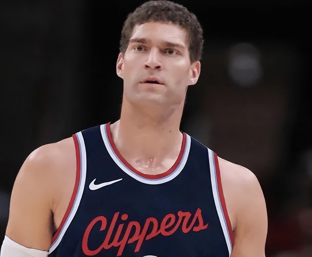 ue, xy, 而科林斯的 ue, xy, 而科林斯的